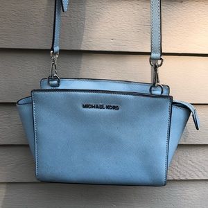 michael kors baby blue crossbody